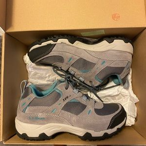 BRAND NEW LL Bean Waterproof Hiking Boots Size 6